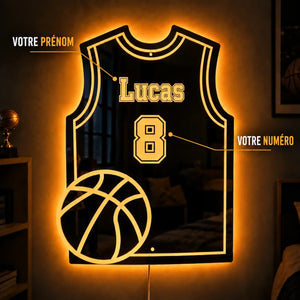 Maillot lumineux basket : son prénom et son numéro gravés